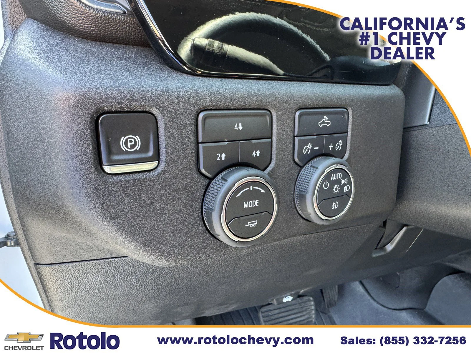 Used 2026 Summit White Chevrolet LT image 16