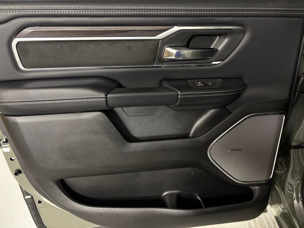 New 2026 Canyon Lake Exterior Paint RAM Laramie image 35