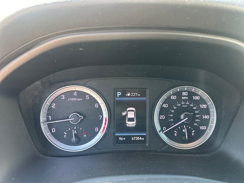 Used 2019 White Hyundai SEL image 13