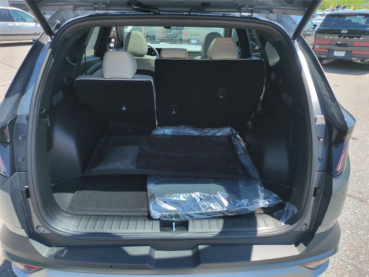 New 2026 Ecotronic Gray Hyundai Limited FWD image 37