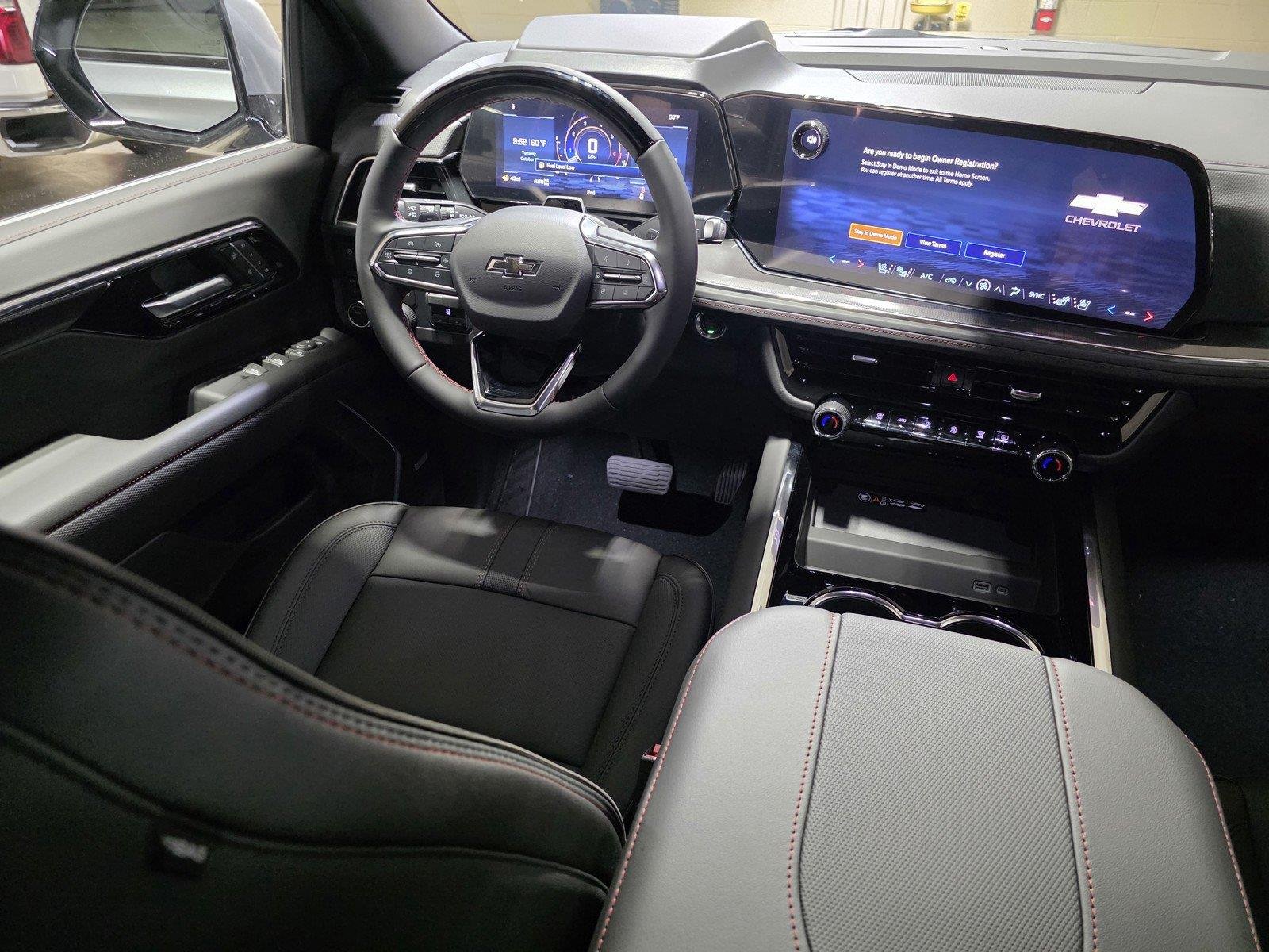 2027 Chevrolet Suburban RST - Photo 21