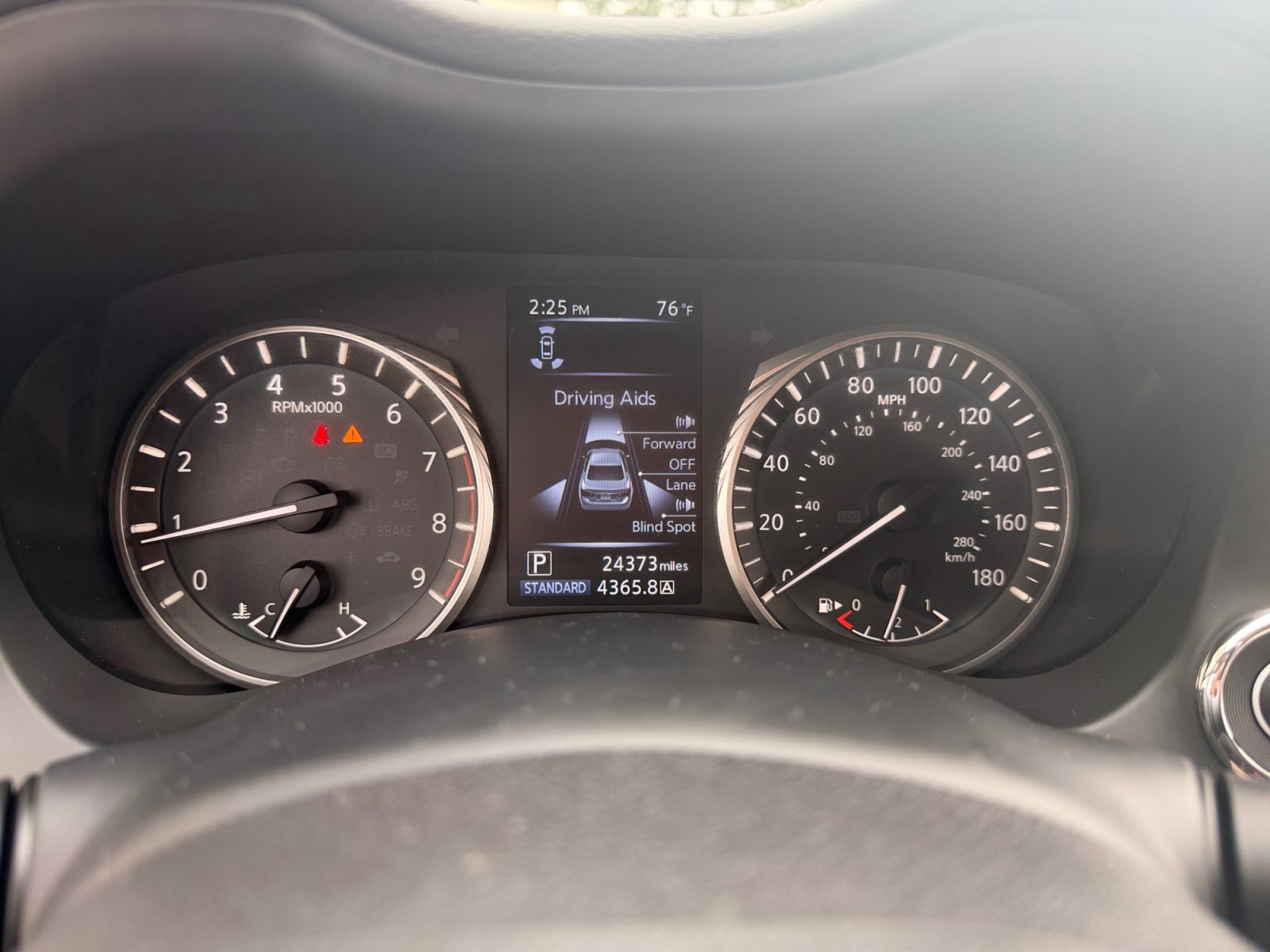 Used 2023 Black Obsidian INFINITI LUXE image 15