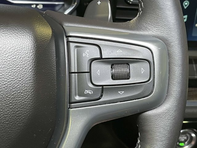 Used 2023 Red Chevrolet RST image 37