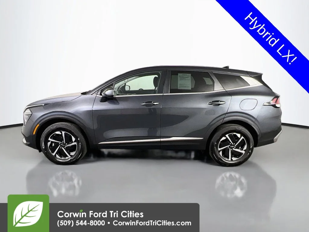 Used 2024 Gravity Gray Kia LX image 5