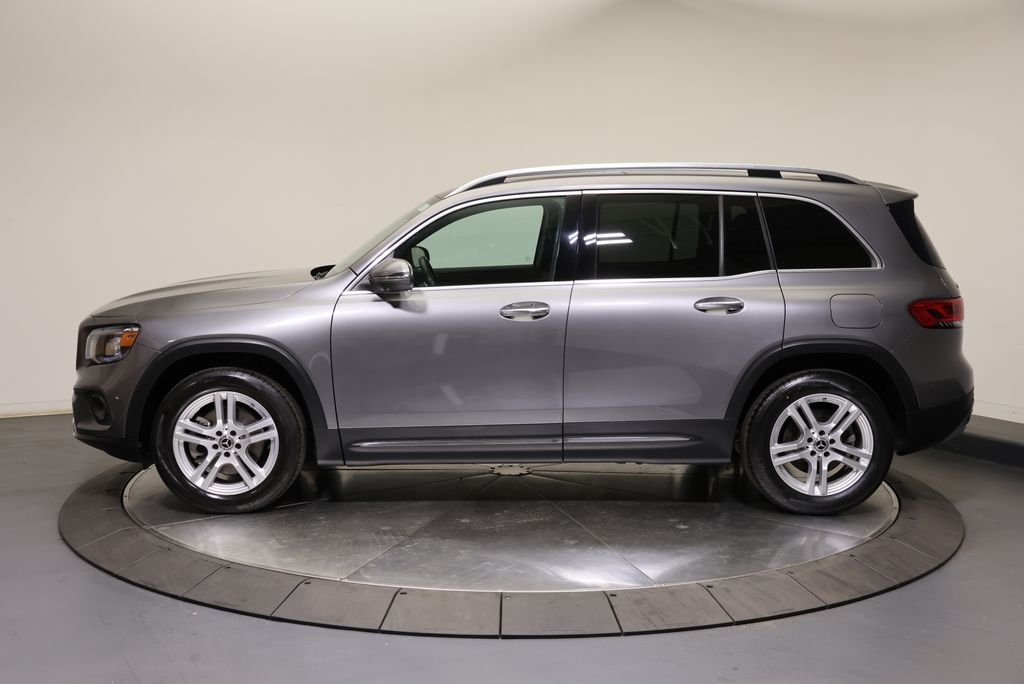 Used 2022 Mountain Gray Metallic Mercedes-Benz GLB 250 image 4