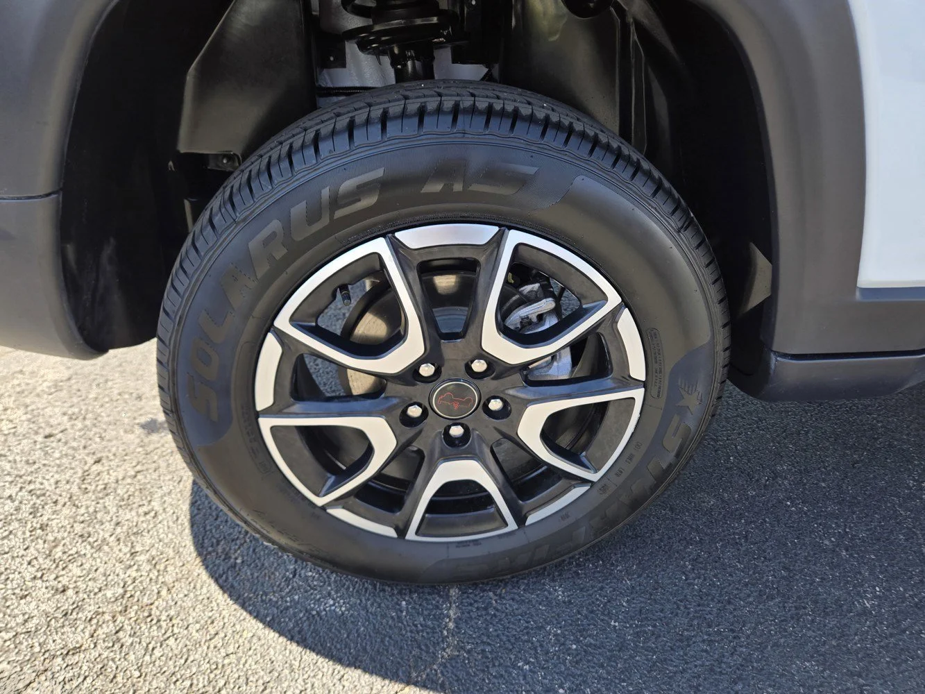 Used 2025 Bright White Clearcoat Jeep Trailhawk image 44