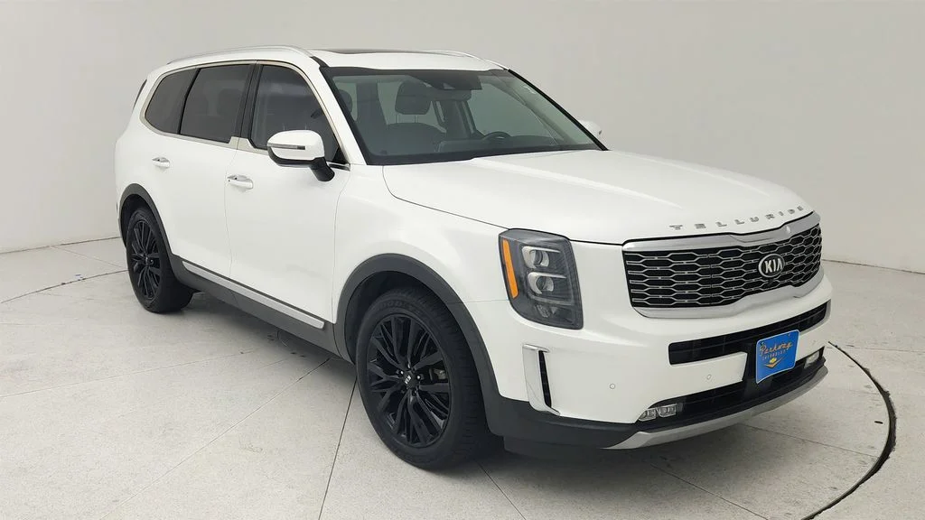 Used 2021 White Kia SX image 1