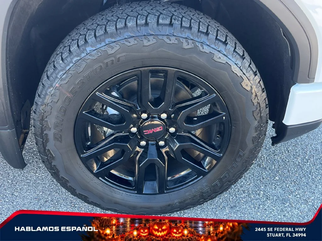 New 2026 Summit White GMC Elevation image 21