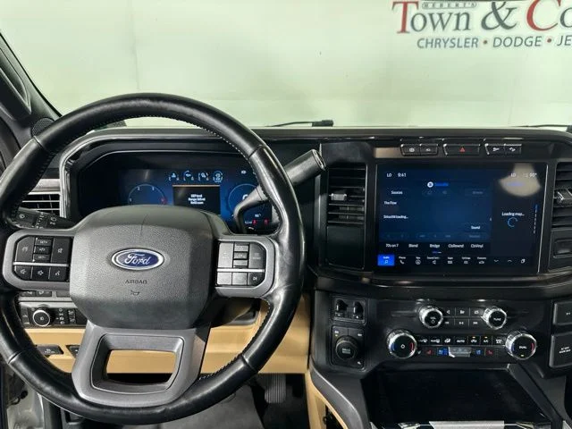 Used 2023 White Ford Lariat image 10