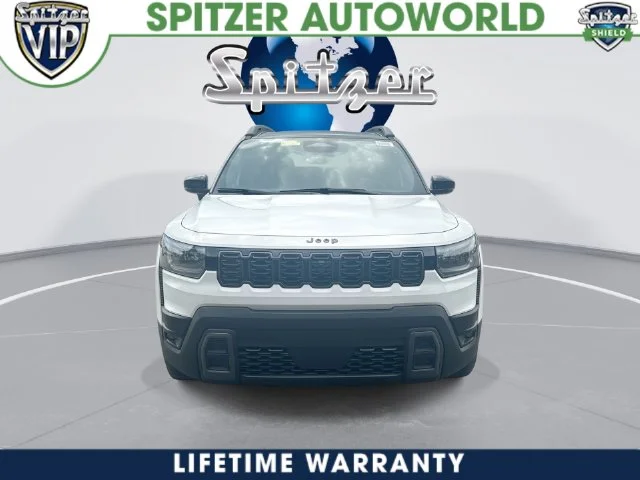 New 2026 Bright White Clear-Coat Exterior Paint Jeep Overland image 3