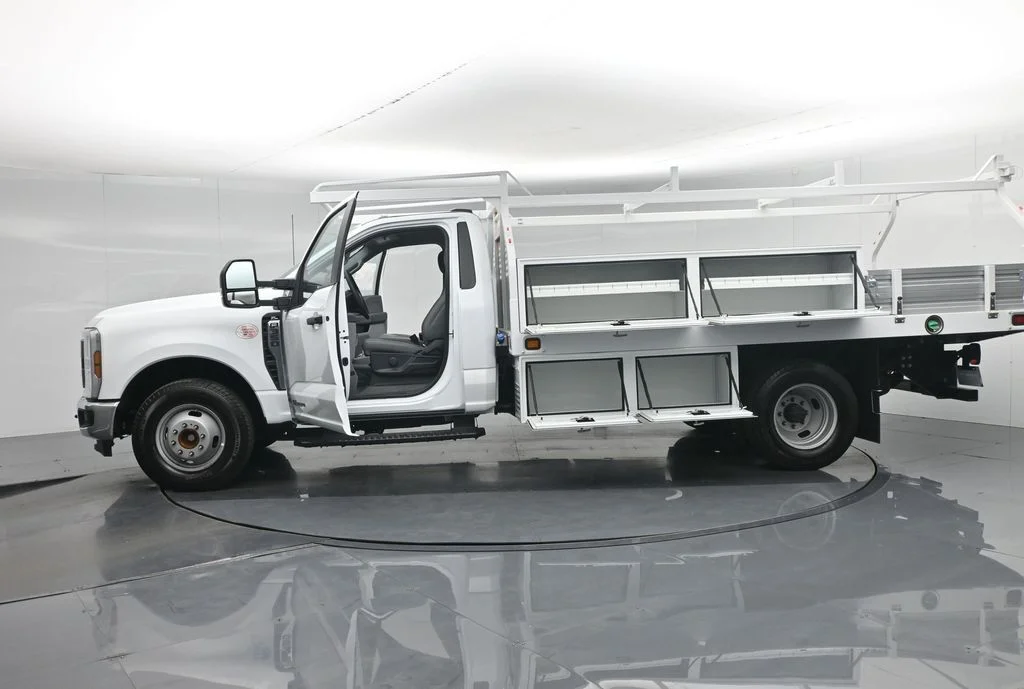 New 2025 White Ford XL image 32