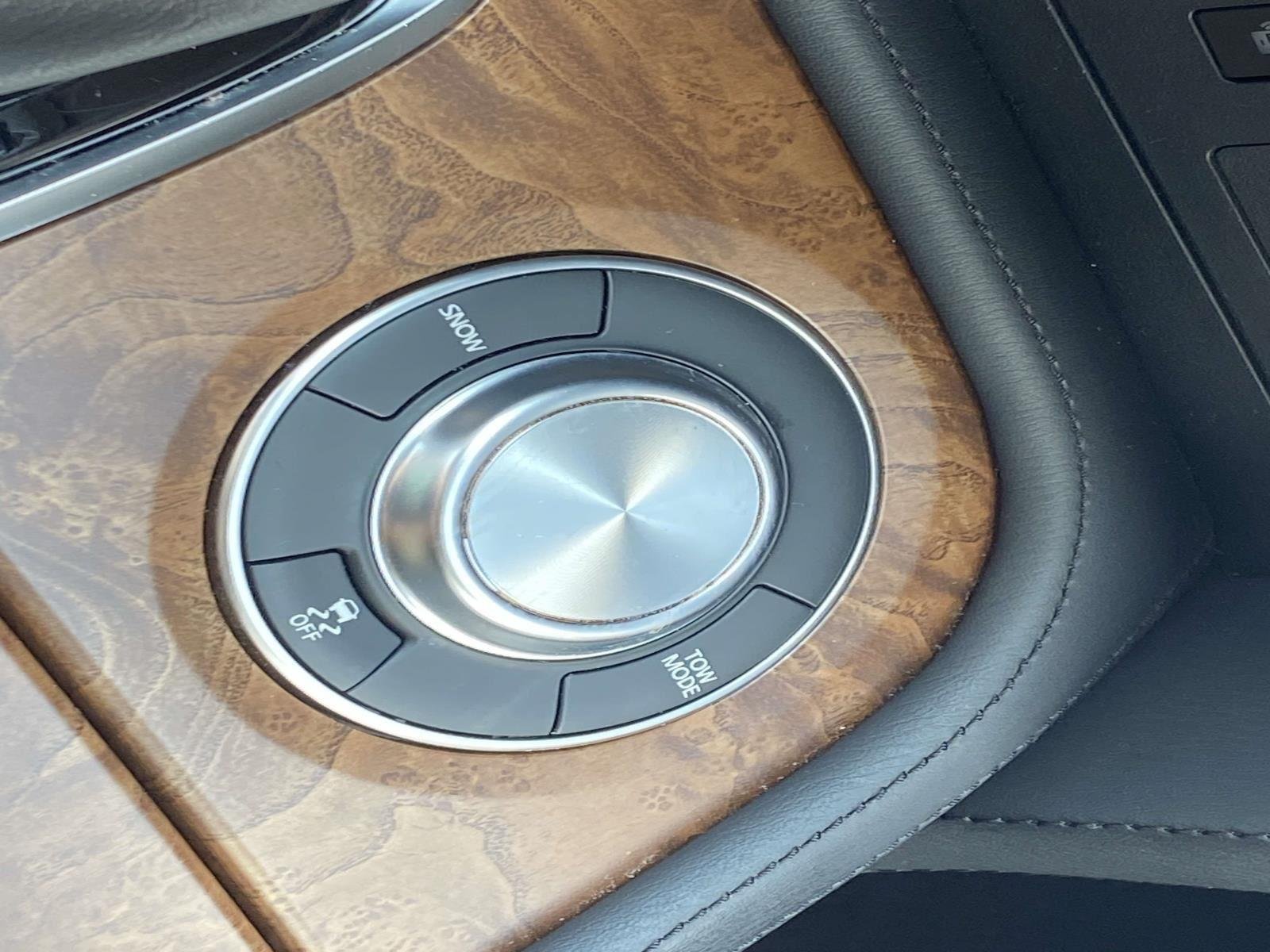 2024 Nissan Armada SL - Photo 25