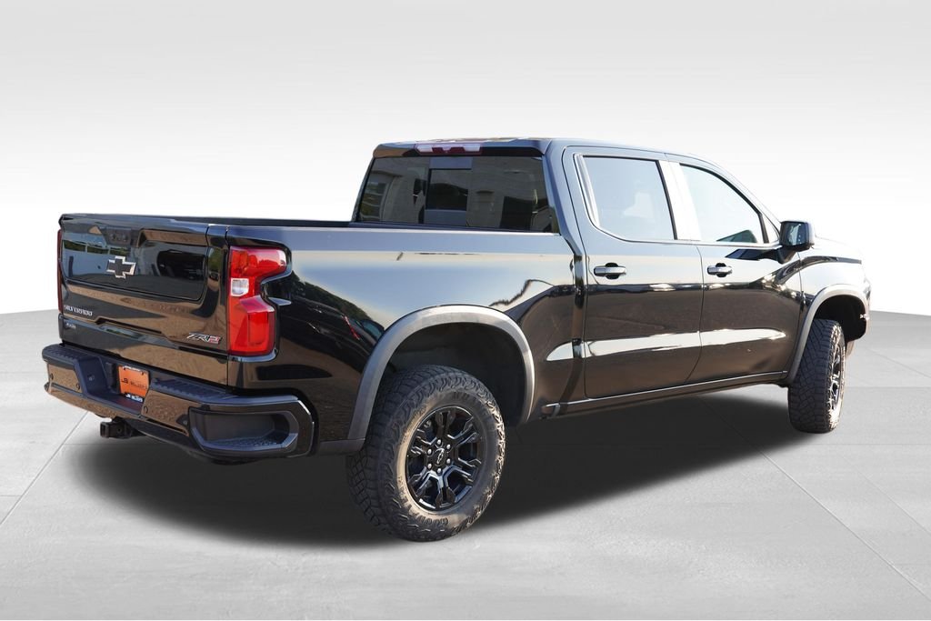 Used 2023 Black Chevrolet ZR2 image 5