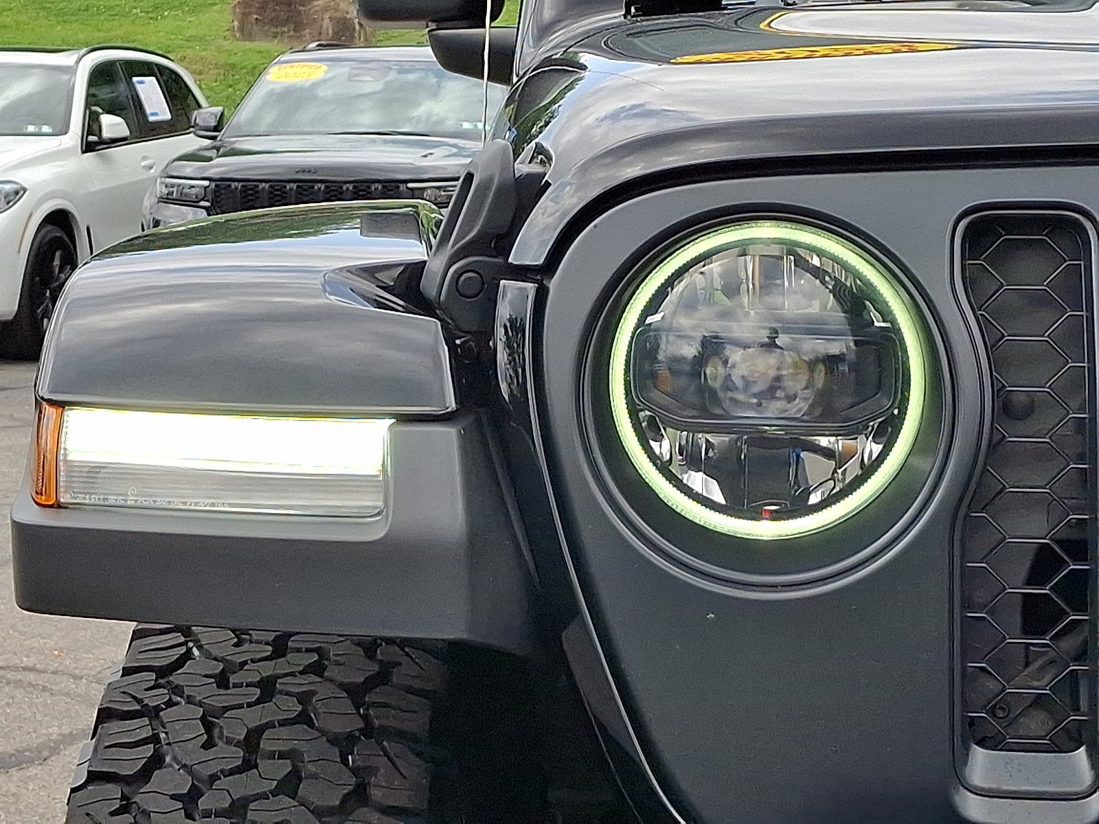 Certified Used 2023 Black Clearcoat - PX8 Jeep Rubicon 4x4 image 9