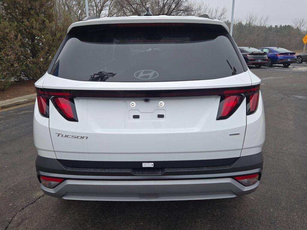 New 2026 White Hyundai SEL AWD image 14