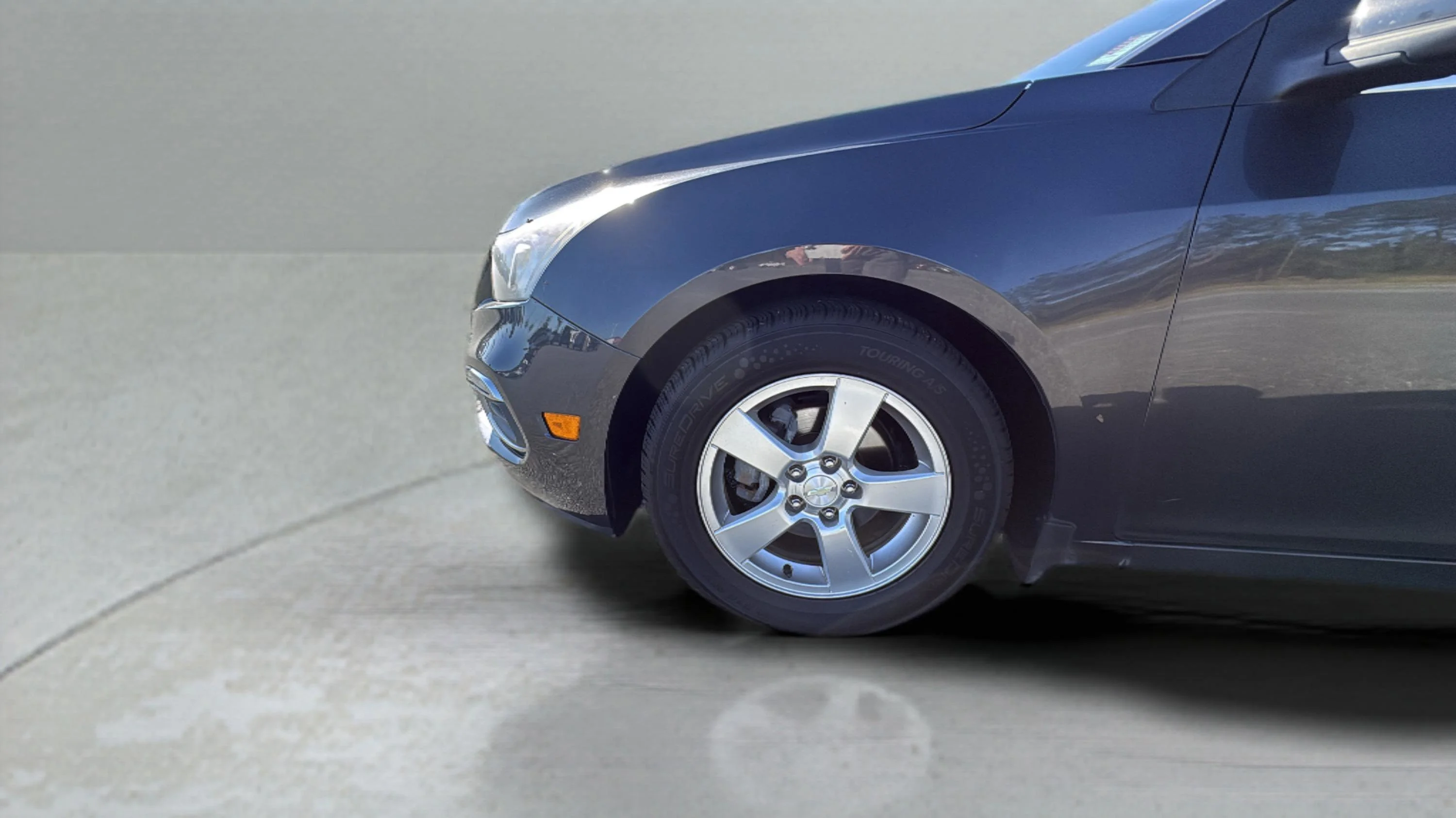 Used 2015 Tungsten Metallic Chevrolet LT image 17