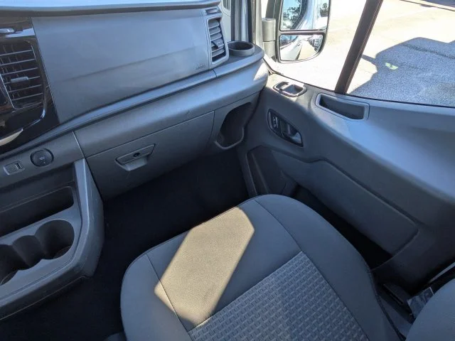 Certified Used 2024 Oxford White Ford XLT image 18
