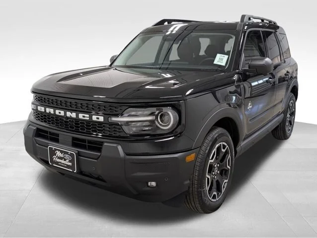 New 2025 Shadow Black Ford Outer Banks® image 16