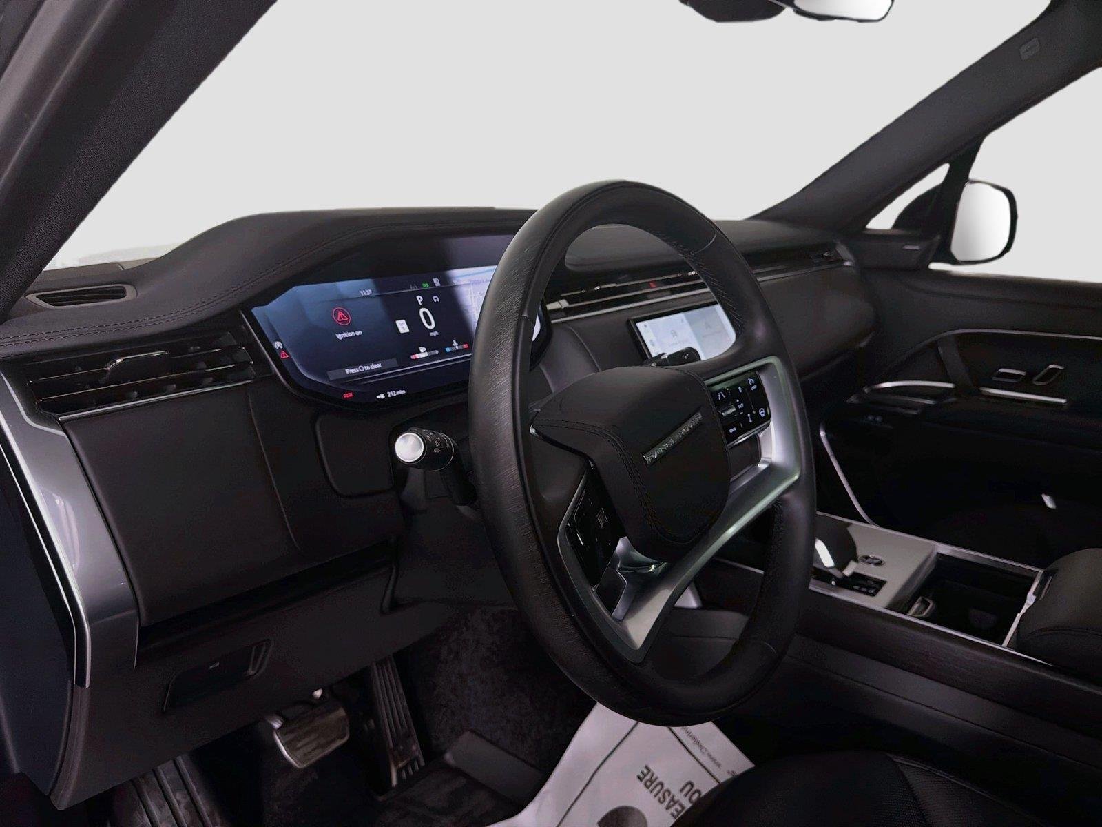 2026 Land Rover Range Rover SE - Photo 9