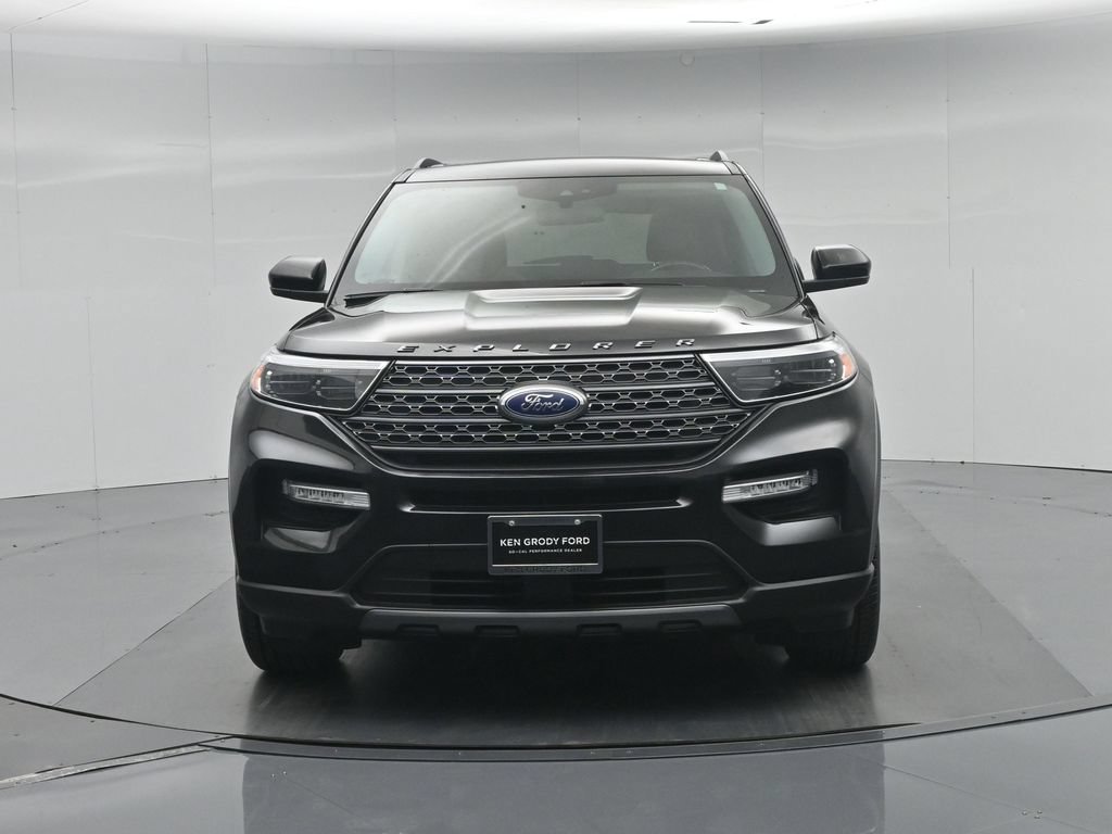 Certified Used 2023 Black Ford XLT image 32