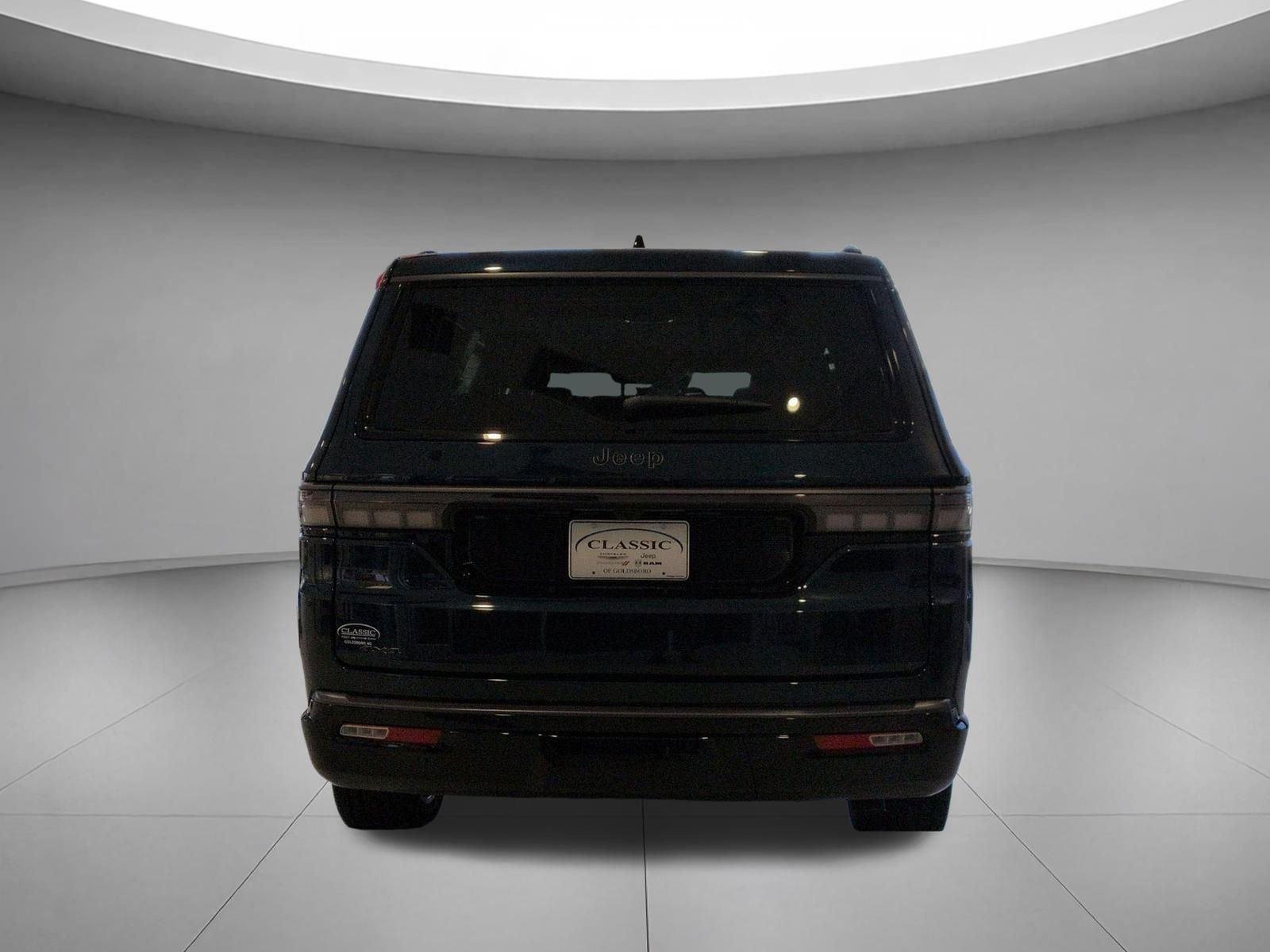 New 2026 Fathom Blue Pearlcoat Jeep Limited Reserve image 4