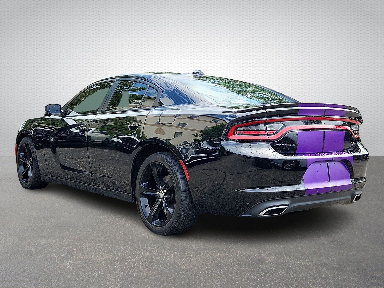 Certified Used 2016 Pitch Black Clearcoat - PX8 Dodge R/T image 4