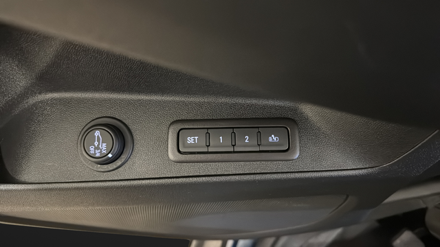 Used 2020 Pacific Blue Metallic Chevrolet LT image 30