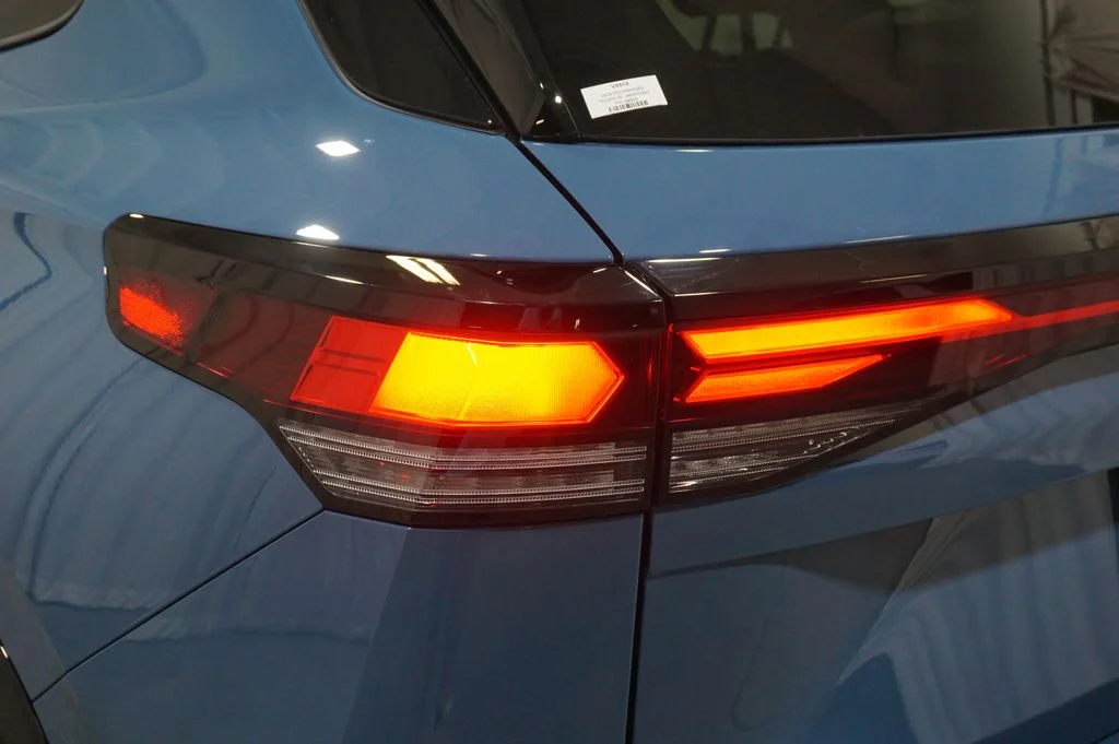 New 2026  Volkswagen 2.0T SE R-Line Black image 32