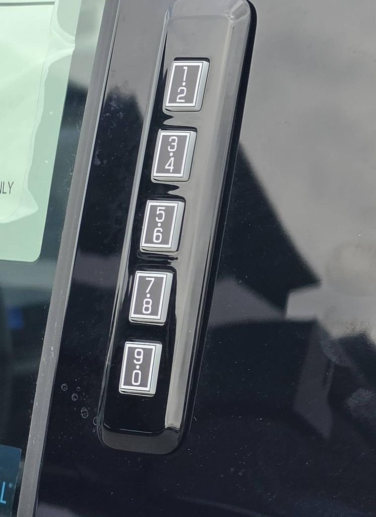 New 2026 Iconic Silver Metallic Ford Lariat® image 13