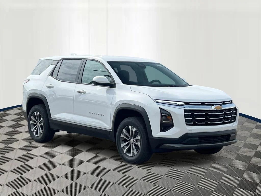 Used 2026 Summit White Chevrolet LT image 6