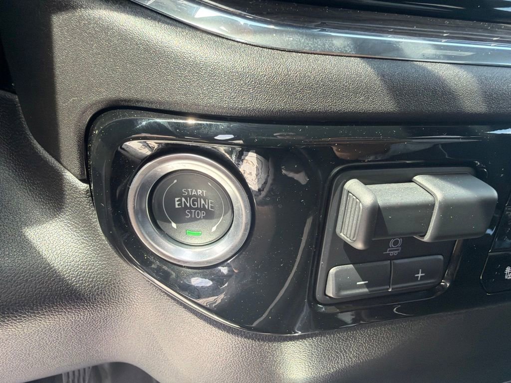 Used 2025 Lakeshore Blue Metallic Chevrolet LTZ image 28