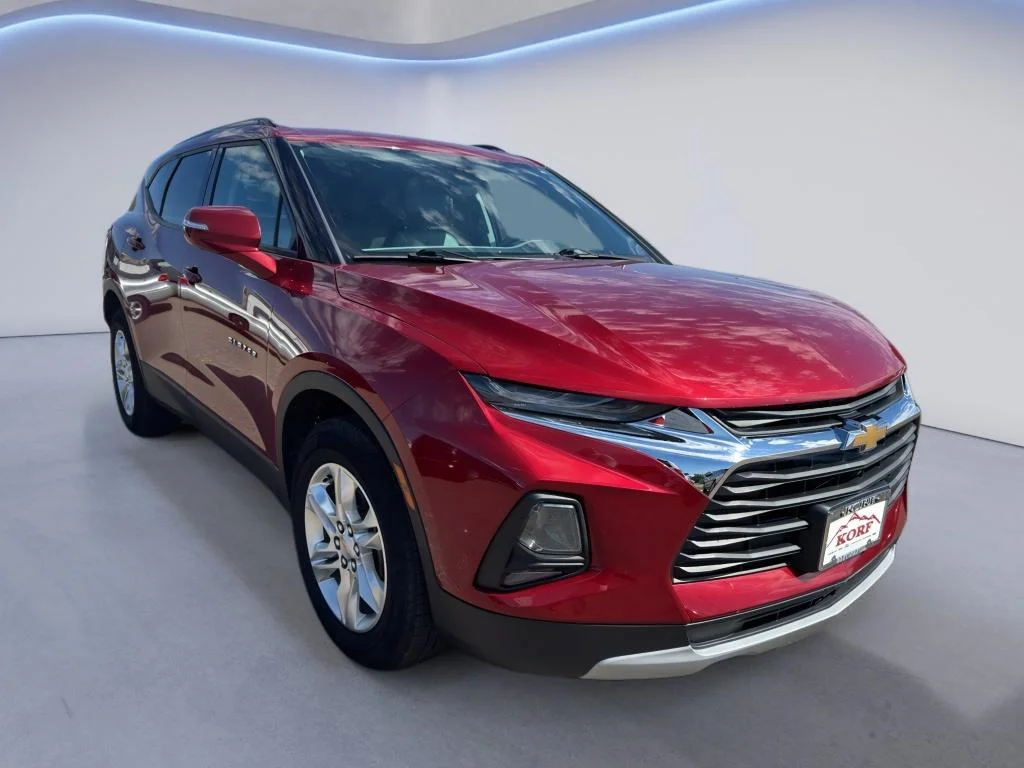 Used 2019 Cajun Red Tintcoat Chevrolet Base w/3LT image 4