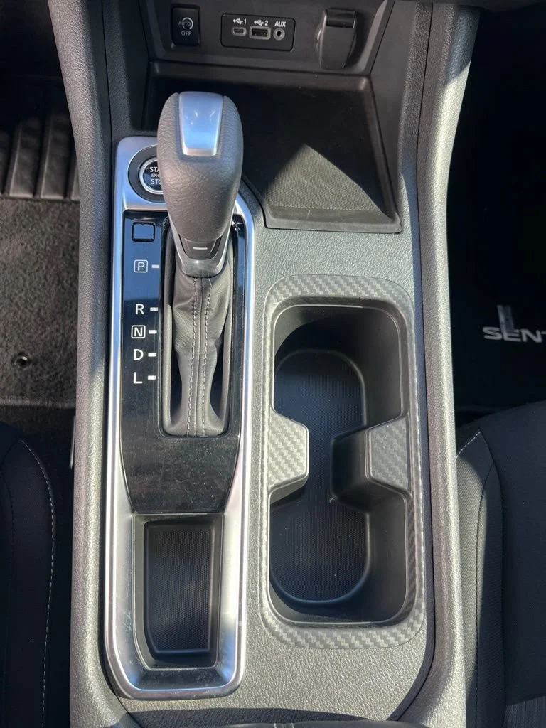 Used 2025  Nissan SV image 16