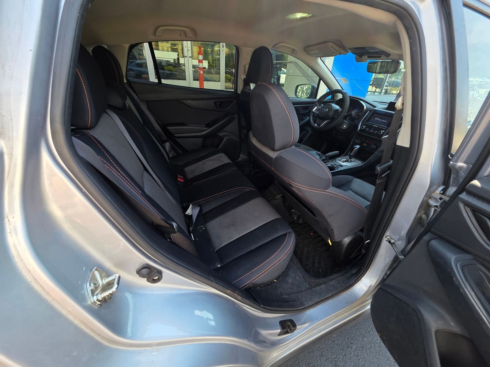 Used 2018 Ice Silver Metallic Subaru 2.0i Premium image 15