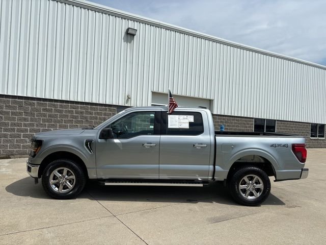 Used 2025 Silver Ford XLT image 9