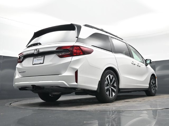 New 2027 Platinum White Pearl Honda EX-L image 33