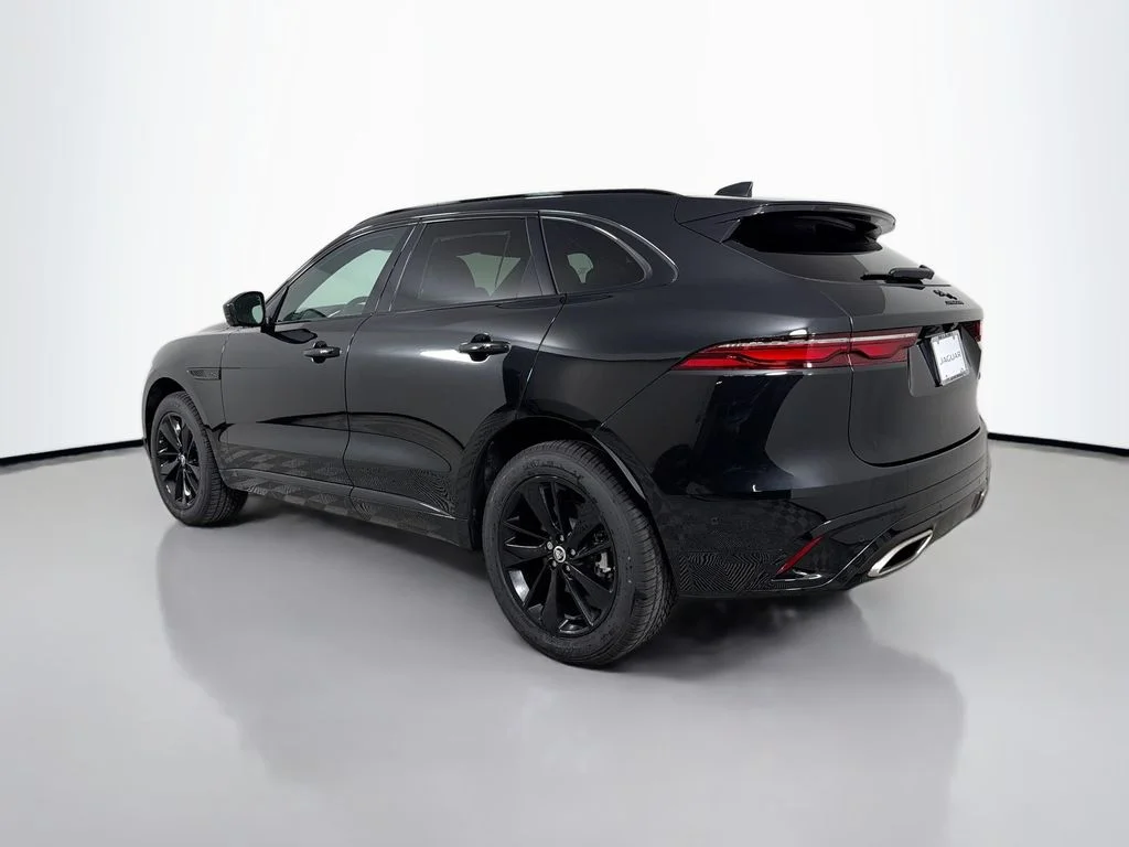 2026 Jaguar F-Pace R-Dynamic S - Photo 7