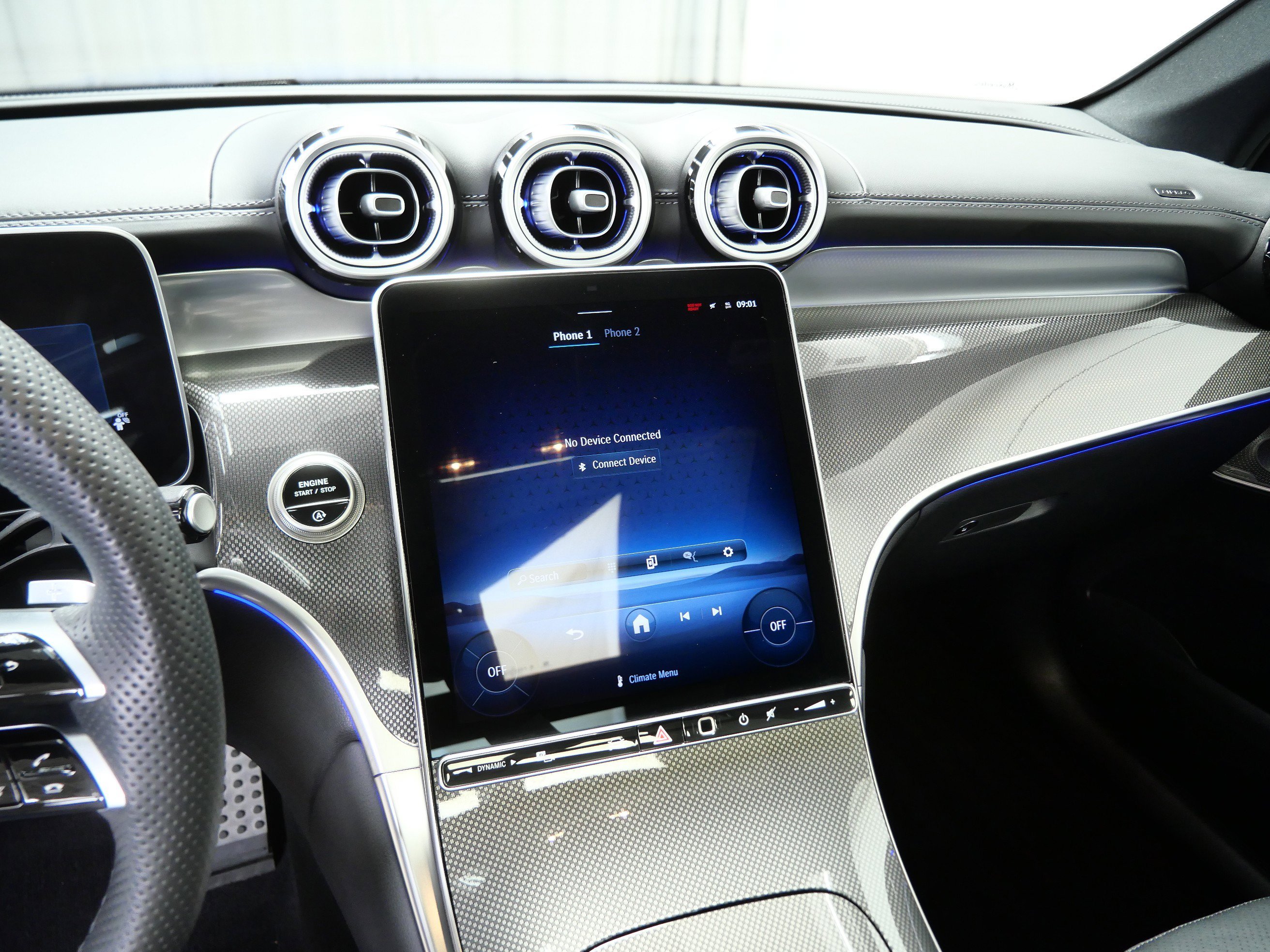 Used 2025 Starling Blue Metallic Mercedes-Benz GLC 300 image 19