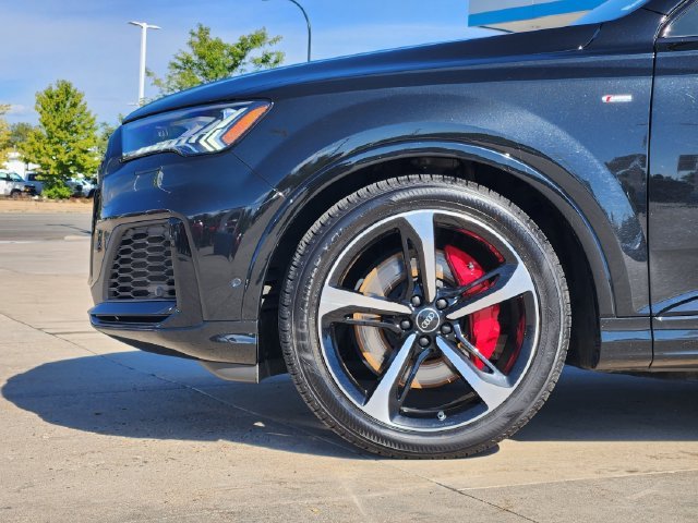 Certified Used 2024  Audi 55 Prestige image 10