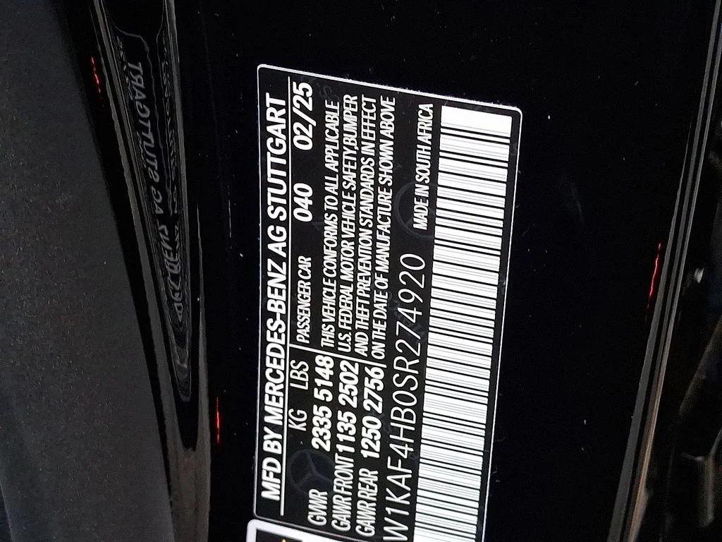 2025 Mercedes-Benz C-Class Sedan C 300 - Photo 26