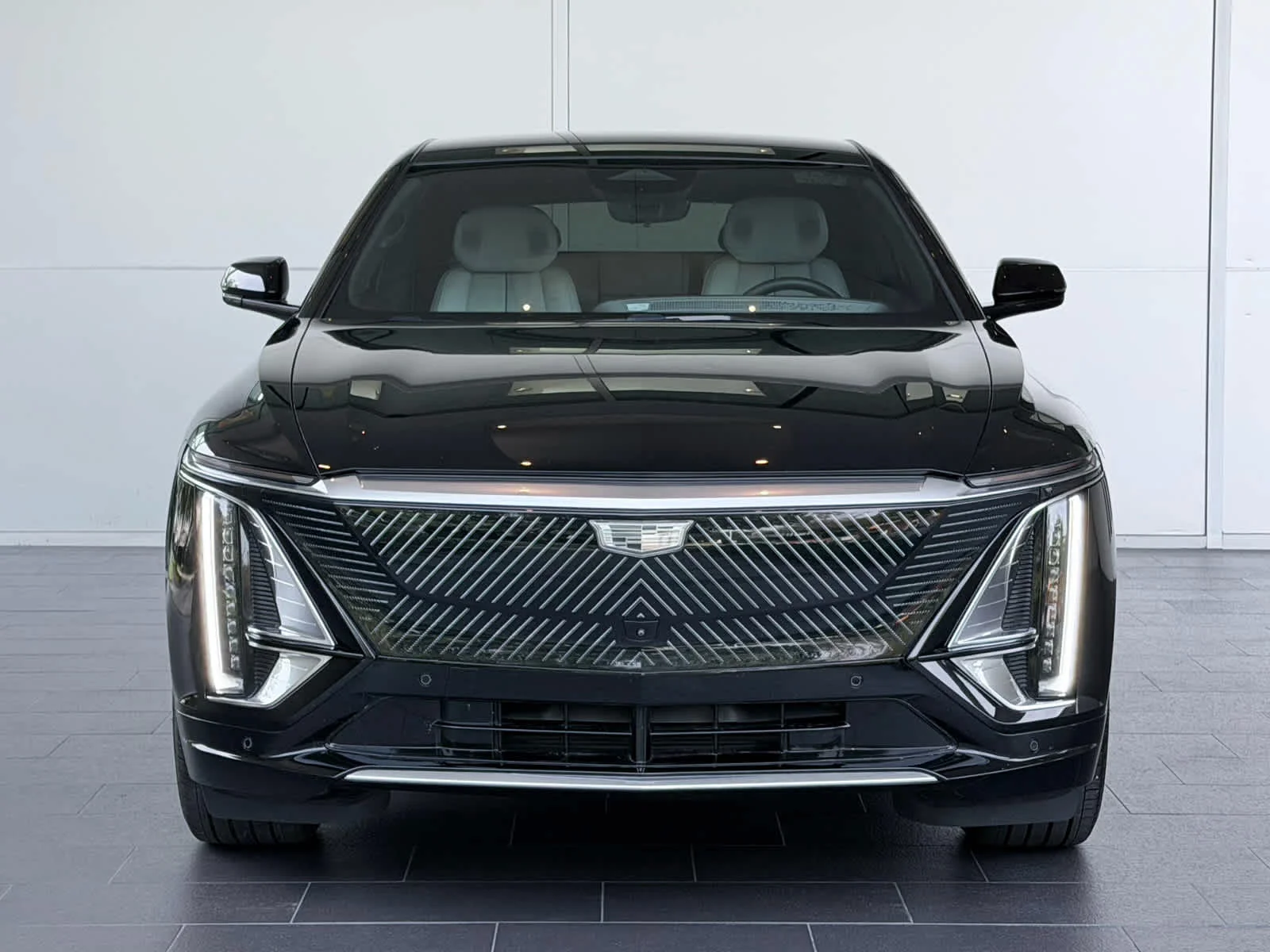 Certified 2024 Cadillac LYRIQ Luxury 3 with VIN 1GYKPSRL5RZ117394 for sale in Houston, TX
