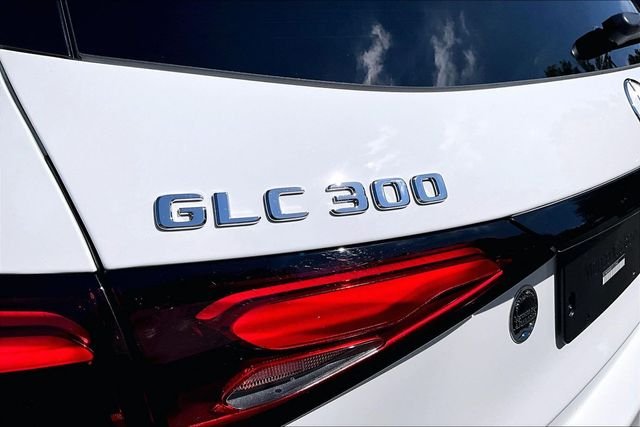 Used 2026 White Mercedes-Benz GLC 300 image 8