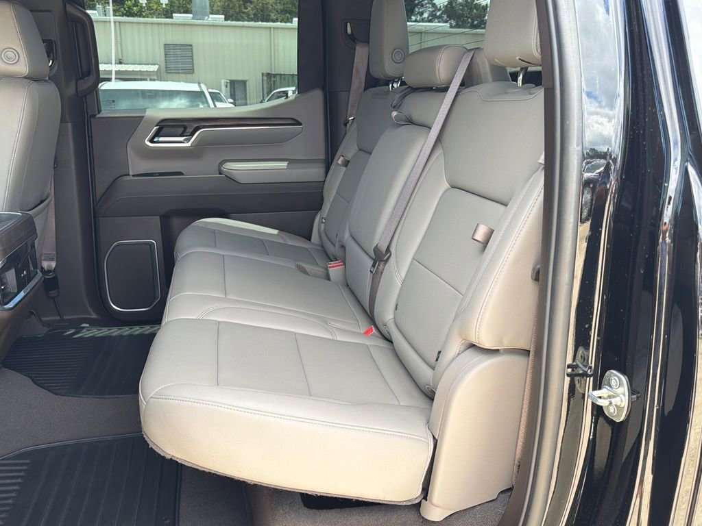 2023 GMC Sierra 1500 SLT - Photo 26