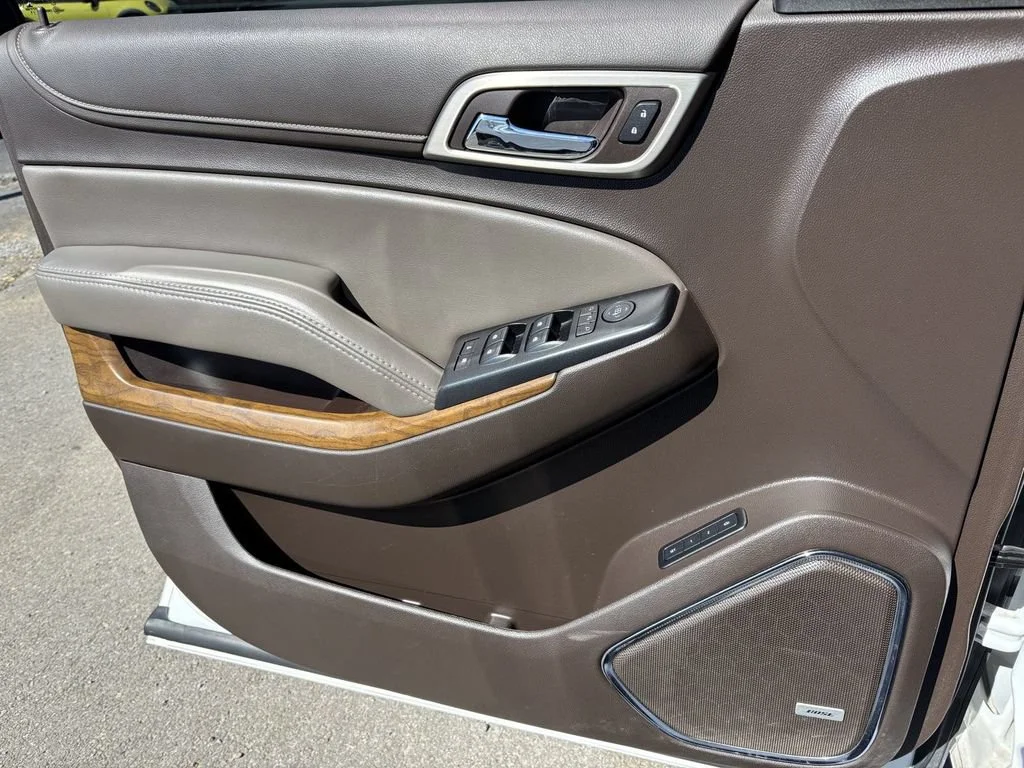 Used 2020 SUMMIT WHITE GMC Denali image 13