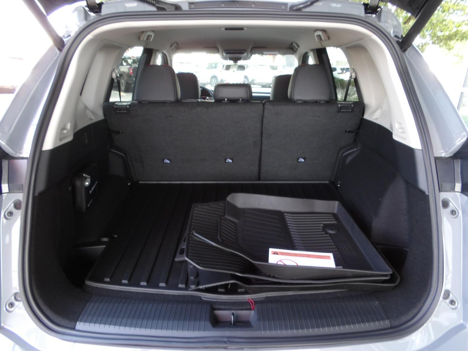 New 2026 Boulder Gray Pearl Nissan Rock Creek® image 10