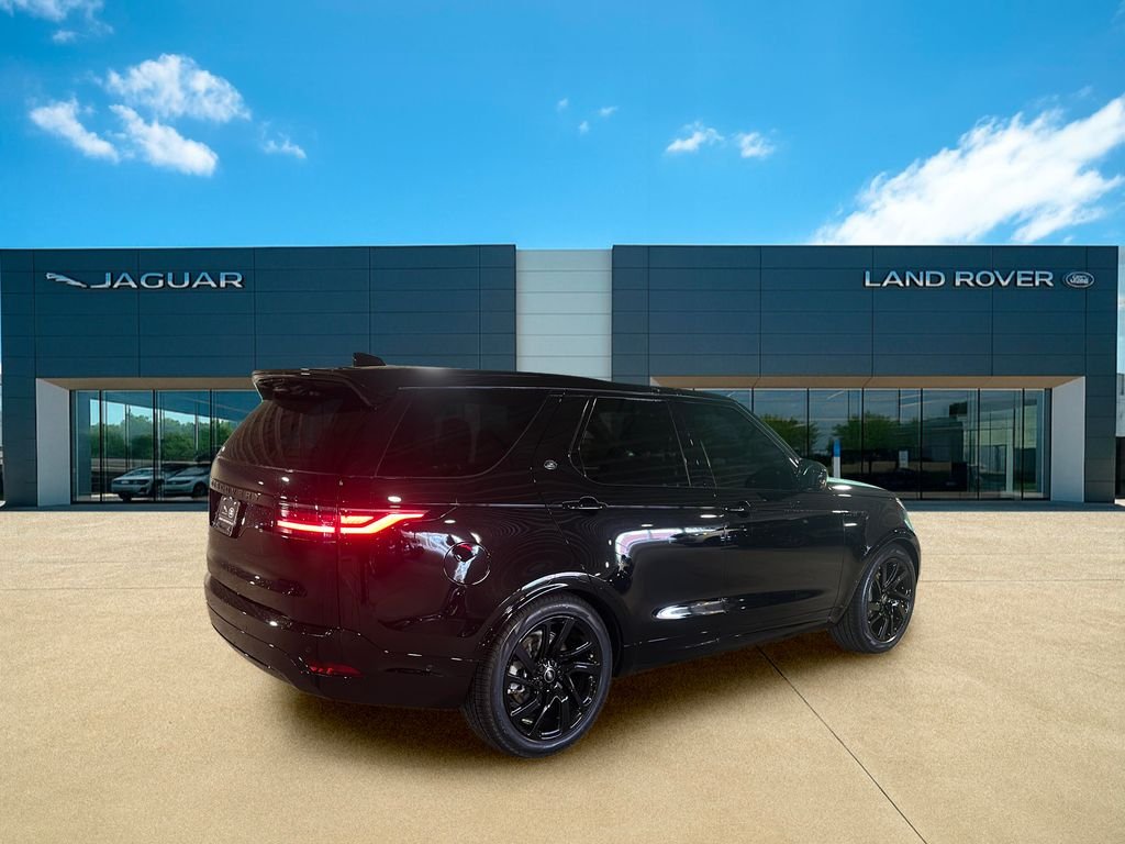 Used 2025 Santorini Black Metallic Land Rover Dynamic SE image 30