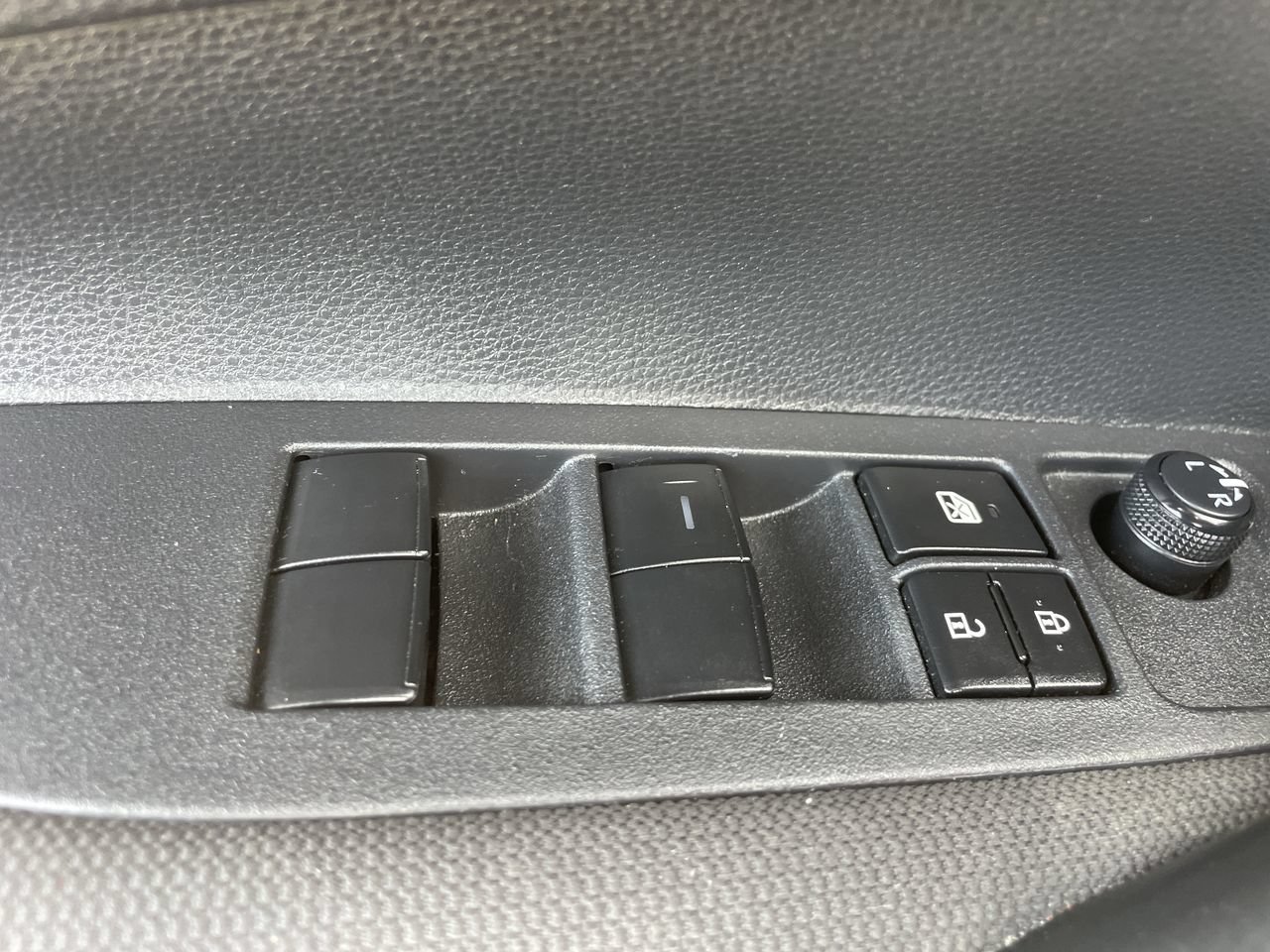 Used 2024 Blueprint Toyota LE image 17