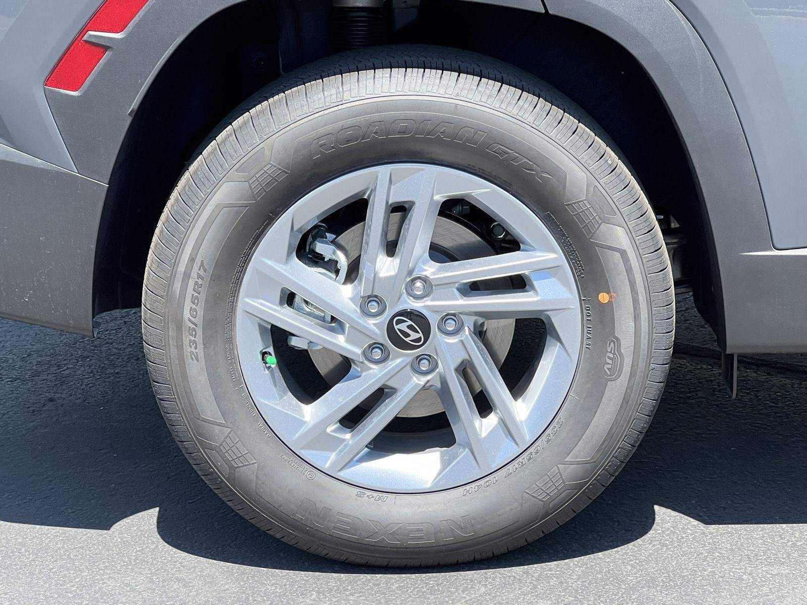 2026 Hyundai Tucson SE - Photo 15