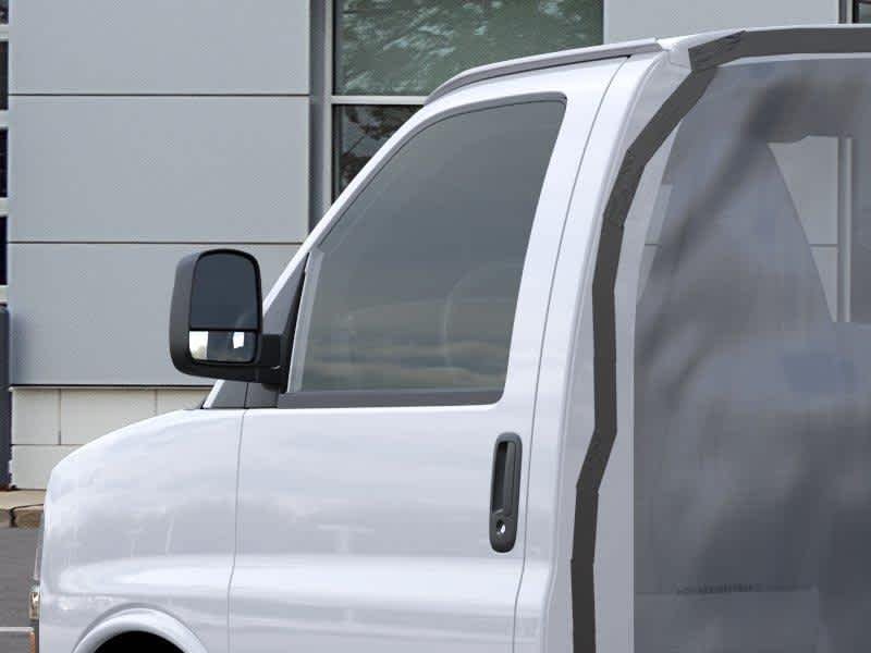New 2026 Summit White Chevrolet 1WT image 12