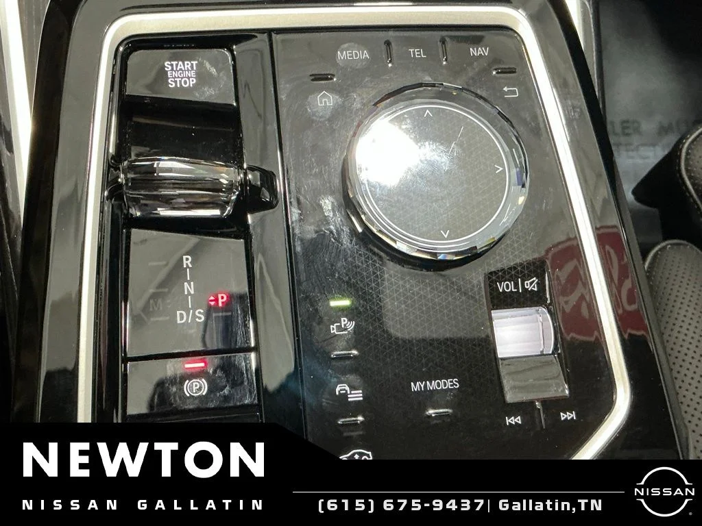 Used 2026 Brooklyn Gray Metallic BMW 740i xDrive image 87